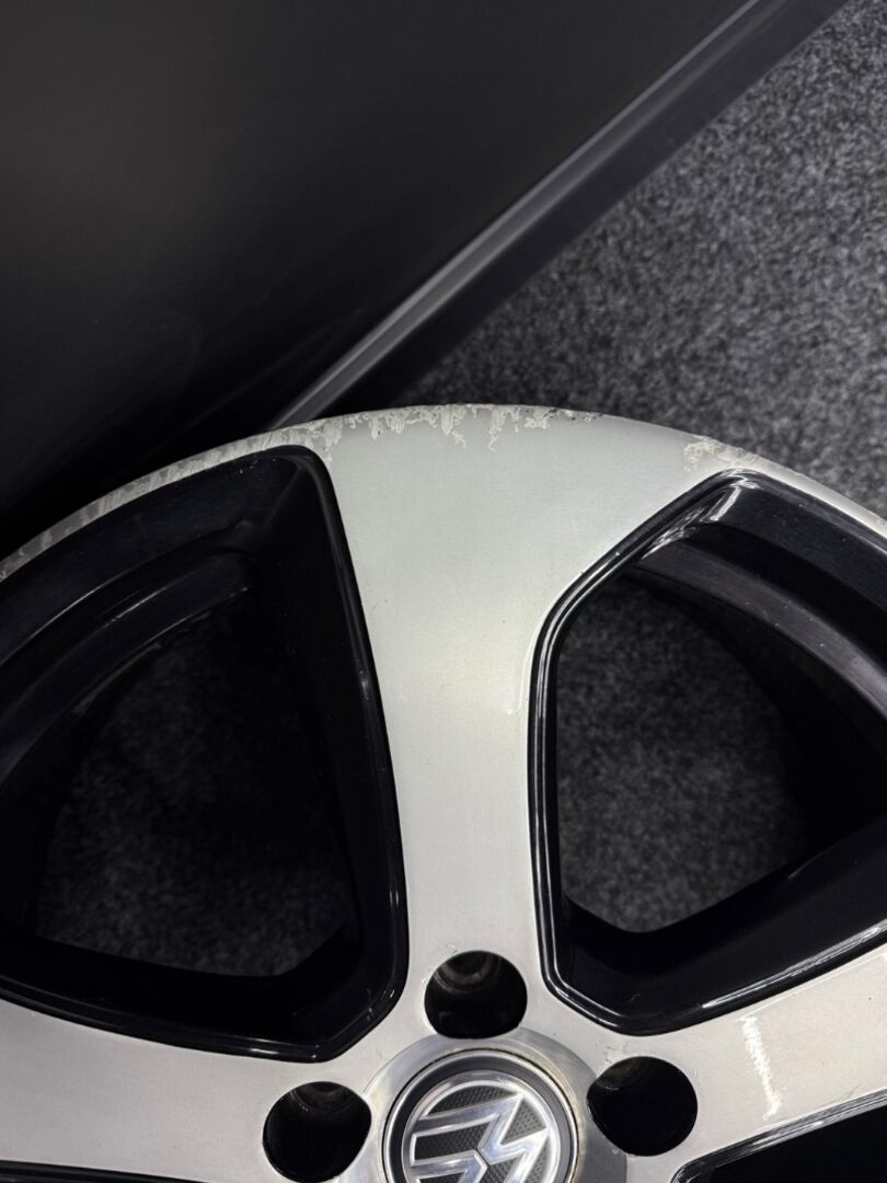 Alu VW GOLF GTI 5x112 18” - 9