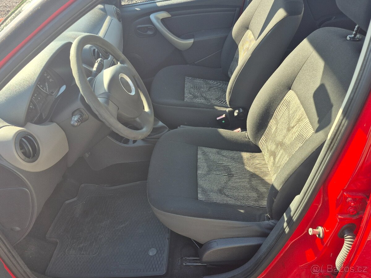 DACIA SANDERO 1,2 i 16 V klima - 9