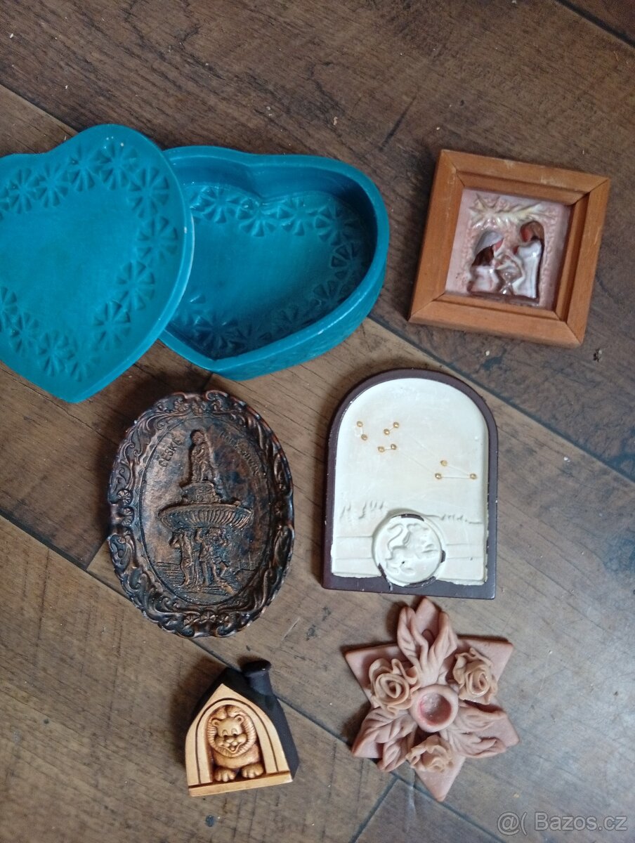 Keramika,sloni, různé keramické drobnosti - 9