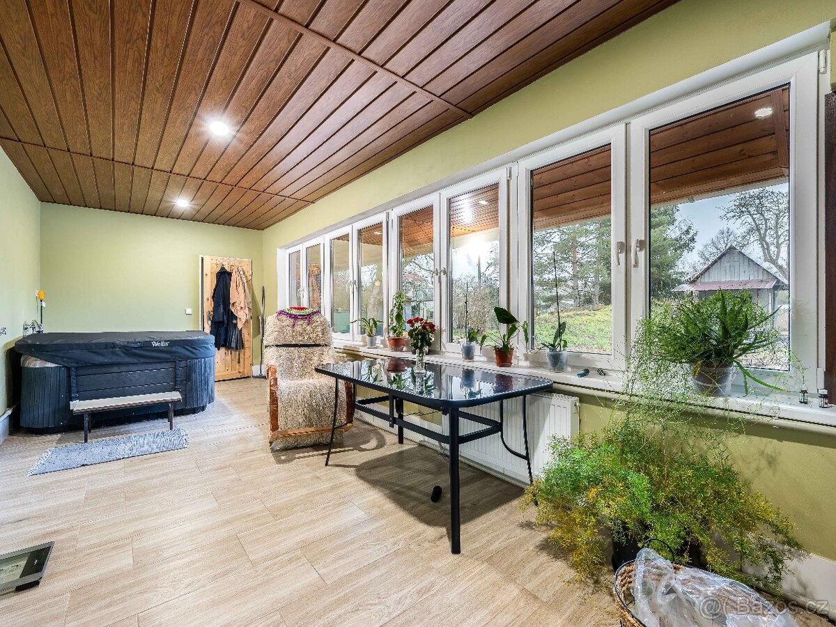 Rozsáhlá usedlost 4510 m² – Bohumileč - 9