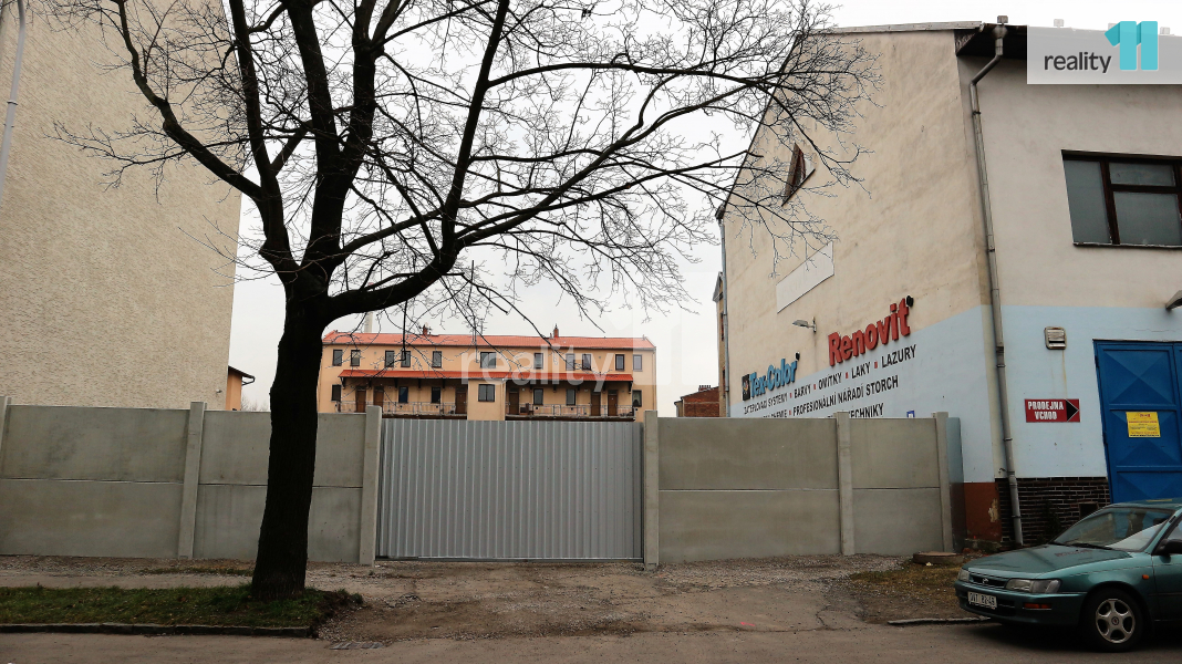 prodej 2 komerčních nemovitostí v Ostravě - 9