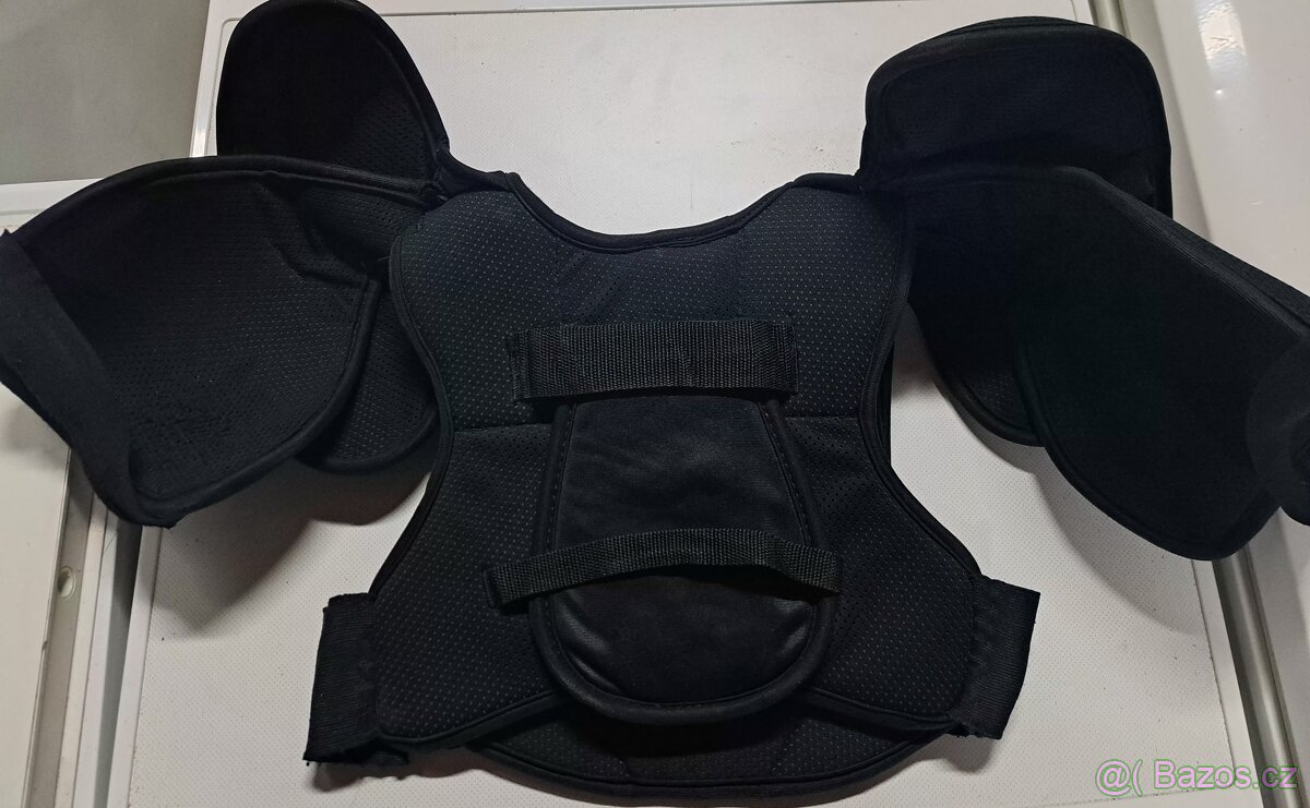 Hokejová výstroj - 9