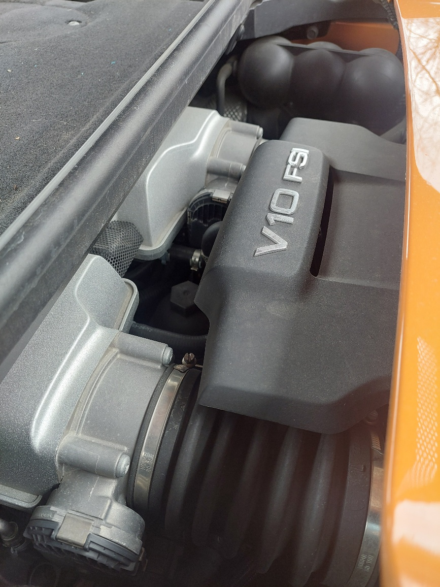 Audi R8 Spyder V10 carbon / keramik/ odpočet - 9