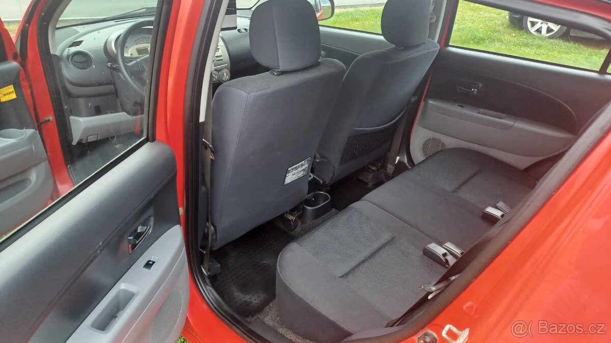 🚗 Subaru Justy 1.0 Benzin (2010) - 9