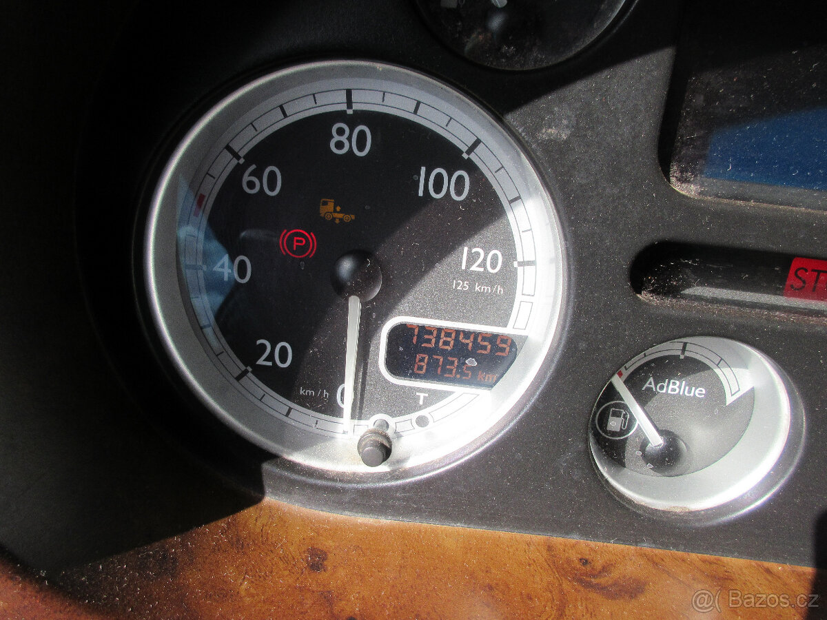 DAF XF 105.460 PŘEPRAVNÍK STROJŮ A VOZIDEL -14 T - - 9