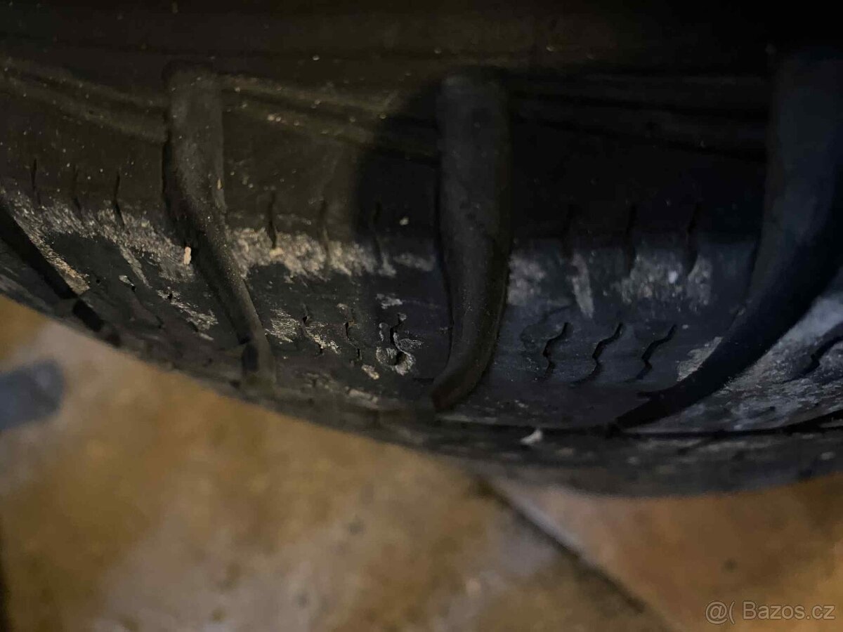 Plechové disky R15 - 9