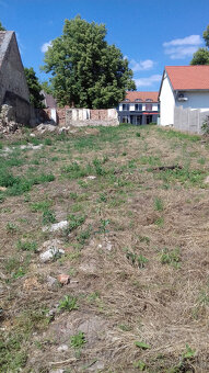 Pěkná stavební parcela DRNHOLEC,náměstí - 9