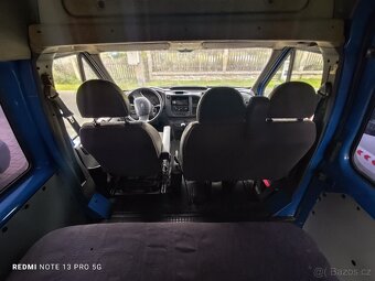 Ford Transit 2.4TDDi 66kW-6 míst - 9