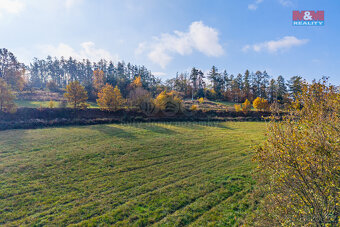 Prodej čtyř pozemků k bydlení, 4908 m², Milešov - 9
