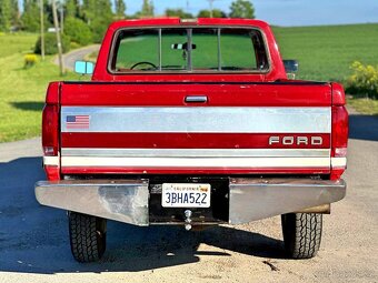 1991 Ford F-250 7.5 V8 XLT | 4x4 | MANUÁL - 9