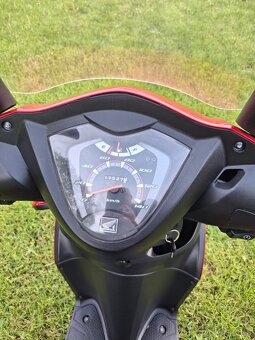 Honda Vision 110 - 9