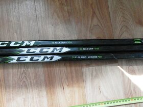 KARBONOVÉ OPRAVENÉ HOLE A SHAFTY CCM , FLEX 75, PRAVÉ - 9