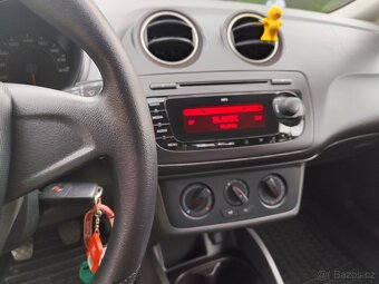 Seat IBIZA 1.2 HTP 2011 super stav 102380km - 9
