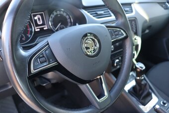 Škoda Octavia Kombi 1.5tsi Style - 9