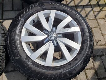 Alu kola vw 5x112 r16 6,5j et41zimni pneu 215/60/16 - 9