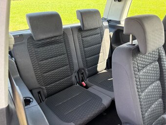 VW Touran 1.9TDI 77kW - R.v. 5/2009 - 7 míst - servis - 9
