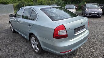 ŠKODA OCTAVIA 1.6MPI CLASSIC - 9