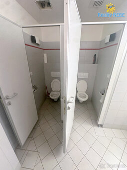 Pronájem kanceláře 40m Karlovarská Praha - 9