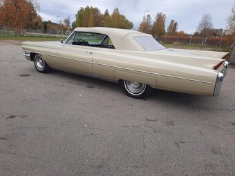1963 Cadillac Series 62 Convertible - 9