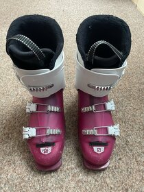 LYŽAŘSKÝ SET, LYŽE HEAD 127 cm, BOTY 39/40, HŮLKY - 9