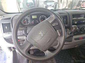 Peugot Boxer skriňový modrý,rok 2010,175 000 km - 9