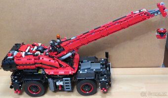 Lego Technic 42082 Terénní jeřáb - 9