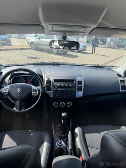 Peugeot 4007, 2,2HDi 115 kW, 4x4 - 9
