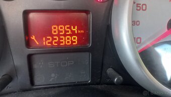 Peugeot 206 plus 1.1 benzín 10/2011 125 t.km Peugeot 206 plu - 9