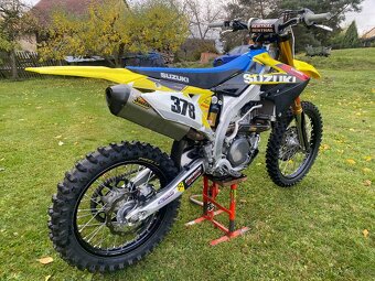 Suzuki RMZ 450 - 9
