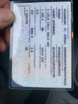 Vw touran 2.0tdi 103kw - 9