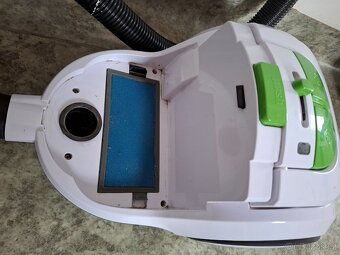 VYSAVAČ CONCEPT VP 5092, 800 W, bezsáčkový - 9