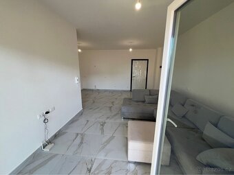 Prodej bytu 2+kk, 75 m², Golem, Albánie, 125.000,-€ - 9