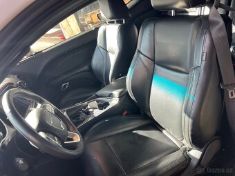 Prodám Dodge Challenger - 9