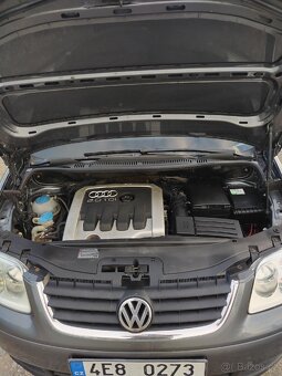 Volkswagen Touran 2.0TDI - bez nutných investic - 9