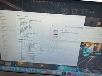 MacBook Air 13'' 2015 / i5 / 8GB / 256GB SSD - DPH - 9