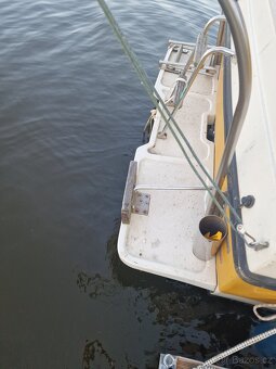 Kajutová Loď Beluga 24 délka 7,40 šířka 2,40 - 9