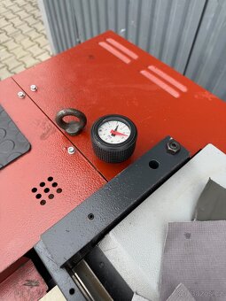 Camoga Compact 300 Štípací stroj, štípačka dělicí stroj Svit - 9