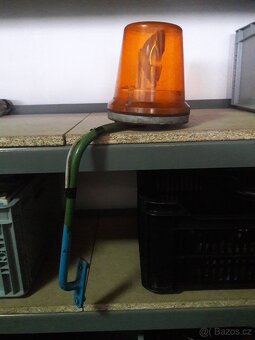 drobnosti k autům - 9