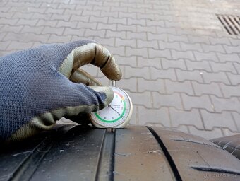 295/35/23 letní pneu pirelli - 9