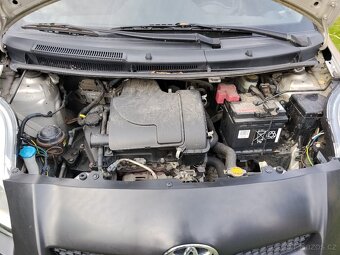 Toyota Yaris 1,0 2009 - 9
