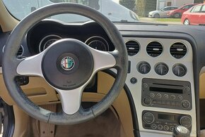 Alfa Romeo 159 Sportwagon 1.9 JTDm - 9