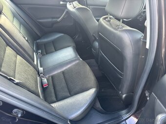 Honda Accord 2.0i - 9