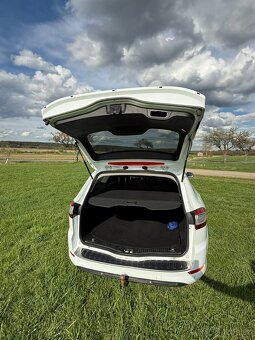 Ford Mondeo MK4 2.0Tdi 103kW - 9