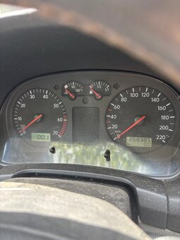 Golf IV 1.4i - 9