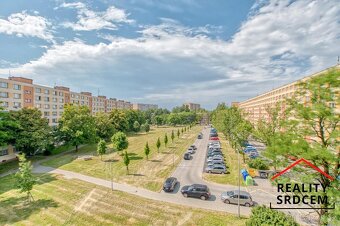 Prodej družs. bytu 2+1 s lodžií i s balkonem/51 m2 na ul. Br - 9