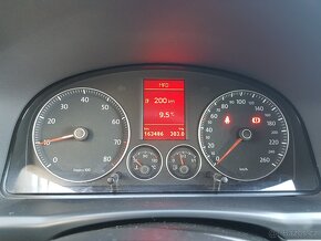 Volkswagen Touran 1.4TSI HIGHLINE - díly z vozu - 9