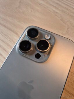 iPhone 15 Pro 128GB - 9