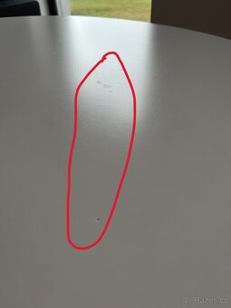 Jídelní stůl kulatý bílý - 9