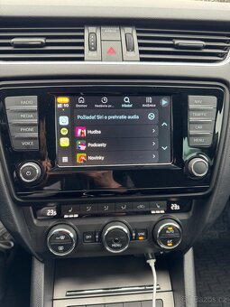 Škoda Octavia 3 2.0 TDI Combi, 2x disky, NOVÉ PNEU - 9