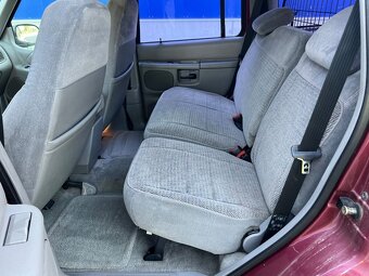 Ford Explorer 1996 4.0 V6 4x4 - 9